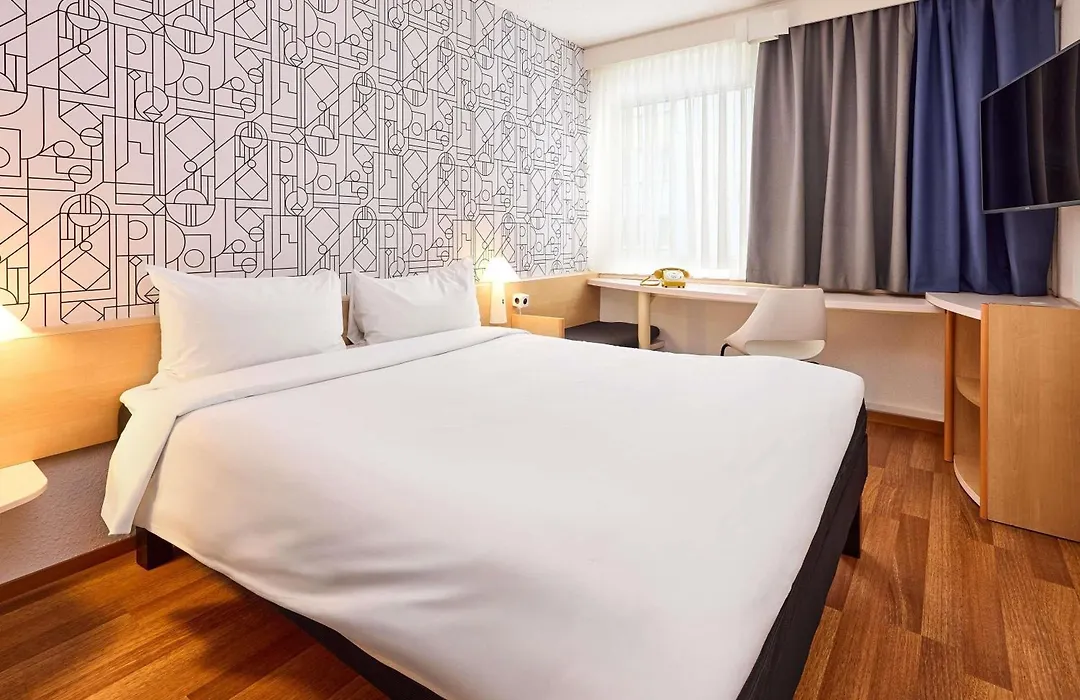 ibis Hotel Düsseldorf Hauptbahnhof-1